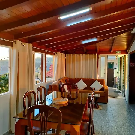 Rochinha House *