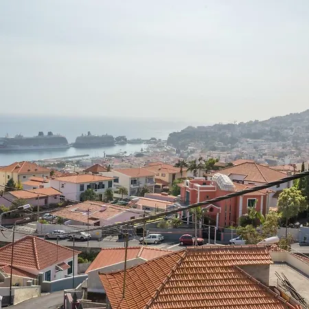 Rochinha House Φουνκάλ