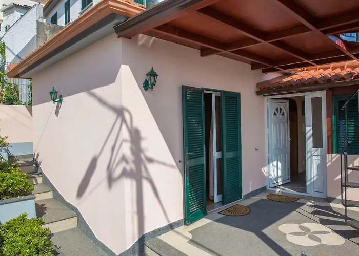 Rochinha House Tatil Evi