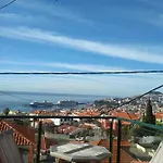 Rochinha House
